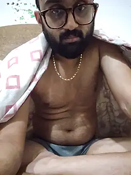 love4shownude online show from August 7, 4:57 pm