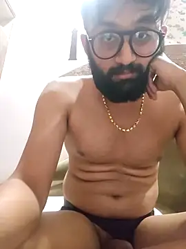Snapshot of love4shownude chatting on January 18, 5:59 pm love4shownude online show from January 18, 5:59 pm