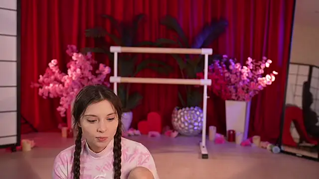 KittyCaitlin online show from March 22, 7:53 pm