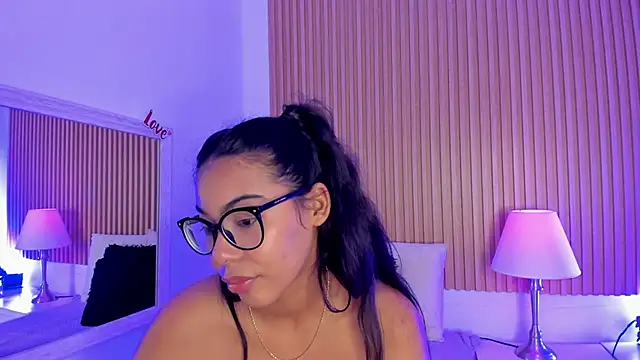 GenesisRuiz online show from March 15, 10:44 pm