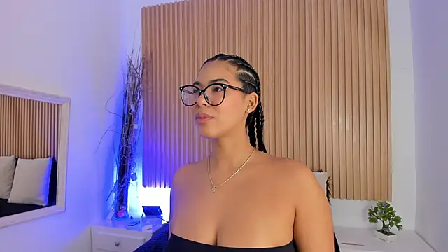 GenesisRuiz online show from April 14, 12:21 pm