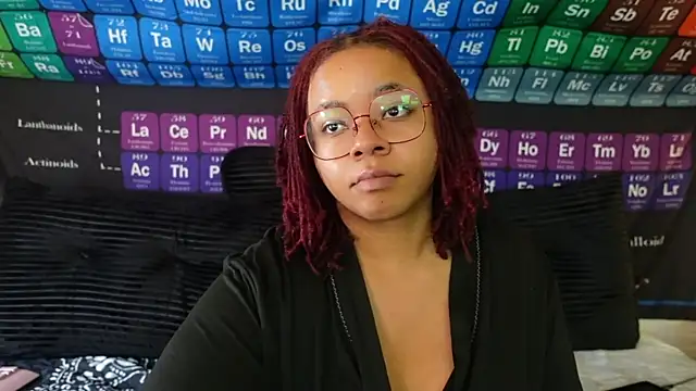 -khayaparker online show from April 9, 8:26 pm