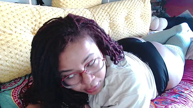 Snapshot of -khayaparker chatting on February 9, 8:02 pm -khayaparker online show from February 9, 8:02 pm
