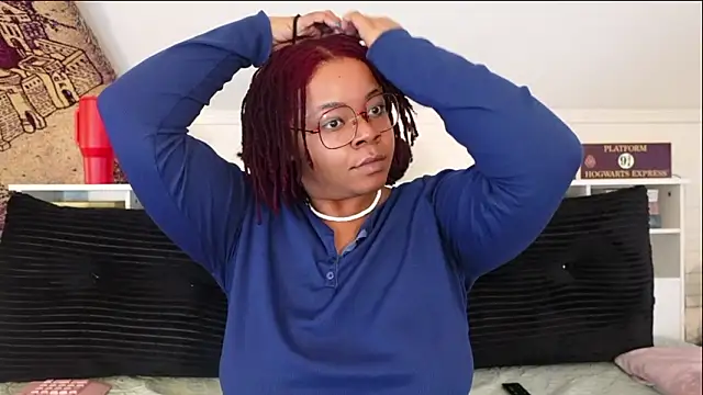 -khayaparker online show from March 4, 6:04 pm