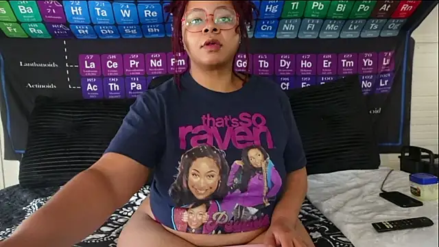 -khayaparker online show from April 6, 7:59 pm