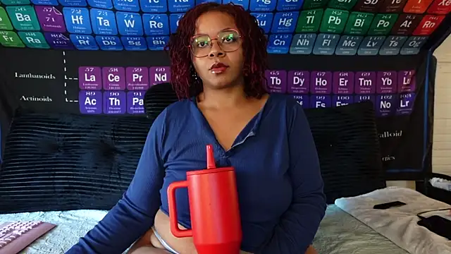 -khayaparker online show from April 14, 3:39 pm