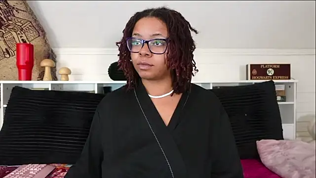 -khayaparker online show from February 20, 1:13 pm