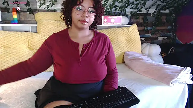 Snapshot of -khayaparker chatting on January 14, 1:49 pm -khayaparker online show from January 14, 1:49 pm