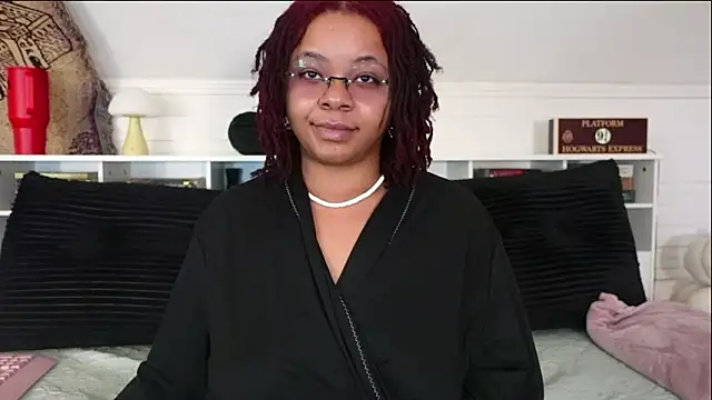 -khayaparker online show from March 6, 1:17 pm