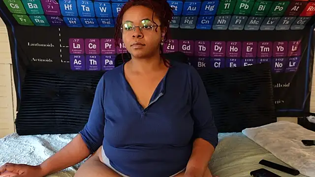 -khayaparker online show from April 15, 3:16 pm