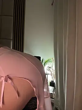 OIivia online show from October 22, 5:12 pm