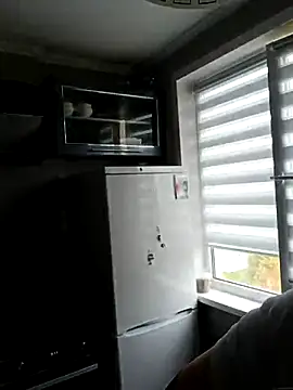 LazyTanukii online show from October 7, 6:14 am