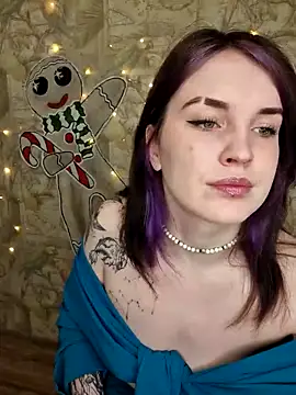 LazyTanukii online show from December 20, 6:38 am