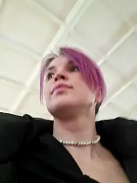 LazyTanukii online show from January 22, 4:23 am