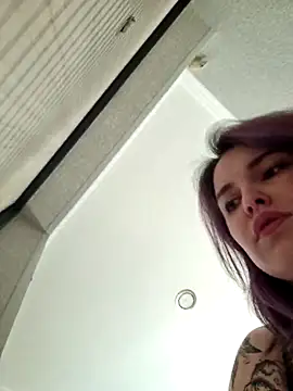 LazyTanukii online show from March 15, 12:02 pm