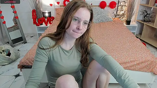 CharmedDoll online show from February 7, 1:53 pm