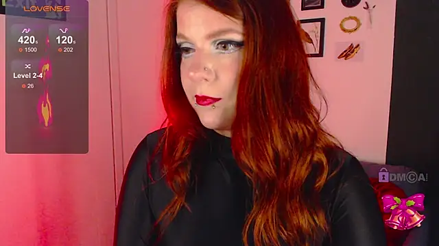 Snapshot of auroralatexprincess chatting on December 23, 10:55 pm auroralatexprincess online show from December 23, 10:55 pm