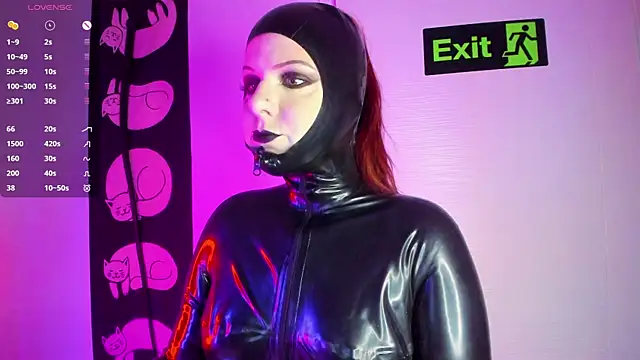 Snapshot of auroralatexprincess chatting on November 25, 7:58 pm auroralatexprincess online show from November 25, 7:58 pm