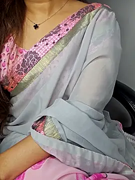 Snapshot of aliyaah_singh chatting on September 15, 5:46 pm aliyaah singh online show from September 15, 5:46 pm