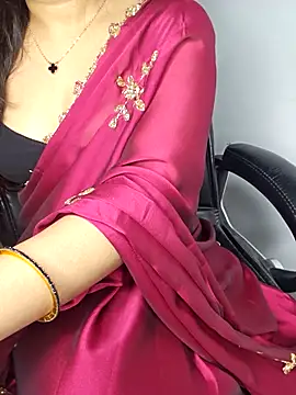 Snapshot of aliyaah_singh chatting on September 19, 5:28 pm aliyaah singh online show from September 19, 5:28 pm