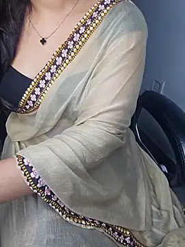 Snapshot of aliyaah_singh chatting on September 25, 5:30 pm aliyaah singh online show from September 25, 5:30 pm