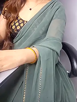 Snapshot of aliyaah_singh chatting on March 21, 7:46 pm aliyaah singh online show from March 21, 7:46 pm