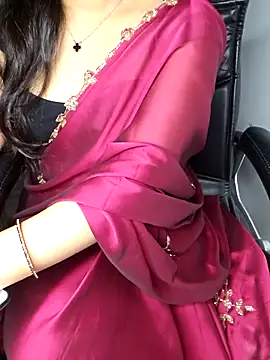 Snapshot of aliyaah_singh chatting on October 29, 5:34 pm aliyaah singh online show from October 29, 5:34 pm