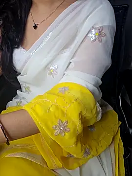 Snapshot of aliyaah_singh chatting on October 8, 6:19 pm aliyaah singh online show from October 8, 6:19 pm