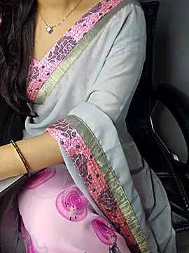 Snapshot of aliyaah_singh chatting on October 28, 5:45 pm aliyaah singh online show from October 28, 5:45 pm