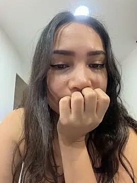 cutie and slutty online show from June 5, 5:56 am