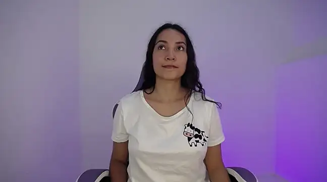 cutie and slutty online show from February 4, 1:34 am