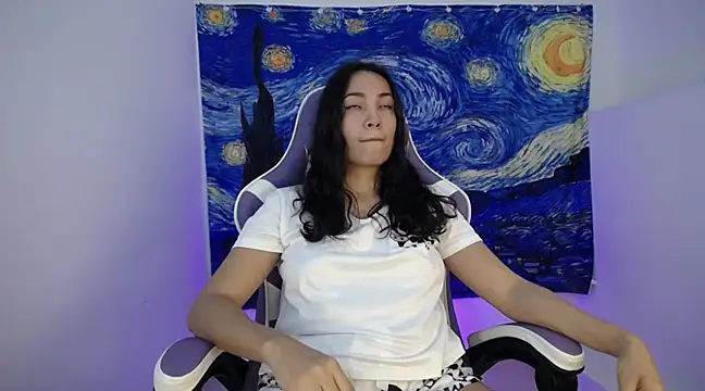 cutie and slutty online show from March 15, 10:44 pm