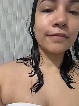 cutie and slutty online show from April 2, 2:46 pm