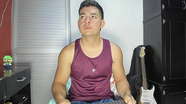 VincentSavage online show from February 8, 9:23 pm