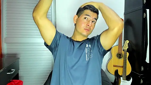 VincentSavage online show from April 14, 5:40 pm