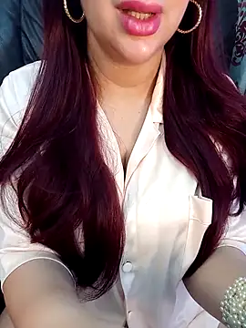 Snapshot of Queen_sousou chatting on February 23, 9:11 am Queen sousou online show from February 23, 9:11 am