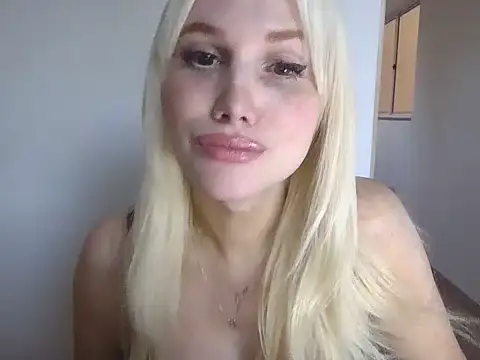 ambersweet33 online show from June 5, 7:52 pm