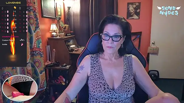 Good-Juju online show from October 19, 1:30 am