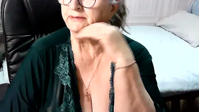 LolkaAlyss online show from March 3, 6:15 pm