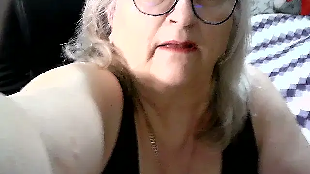 Snapshot of LolkaAlyss chatting on March 12, 1:47 am LolkaAlyss online show from March 12, 1:47 am