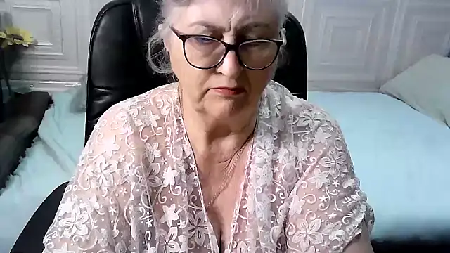 LolkaAlyss online show from March 4, 4:59 pm