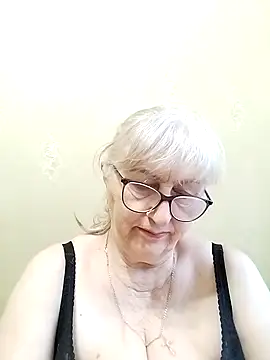 Snapshot of LolkaAlyss chatting on September 30, 8:09 am LolkaAlyss online show from September 30, 8:09 am