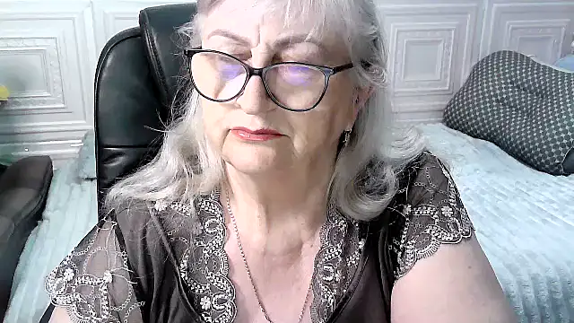 LolkaAlyss online show from April 19, 3:57 pm