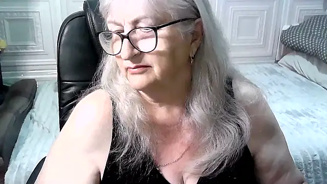 LolkaAlyss online show from May 10, 3:03 pm