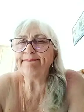 Snapshot of LolkaAlyss chatting on June 27, 12:00 pm LolkaAlyss online show from June 27, 12:00 pm