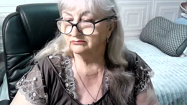 LolkaAlyss online show from April 18, 4:42 pm