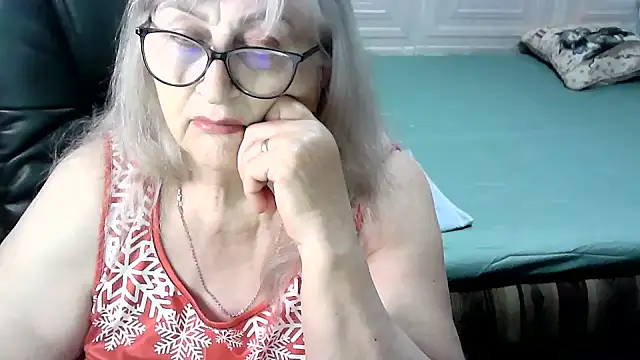 LolkaAlyss online show from December 18, 3:27 pm