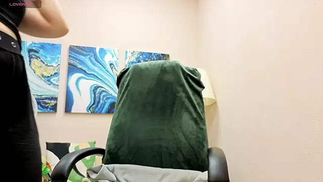 BattyMoll online show from September 24, 3:40 pm