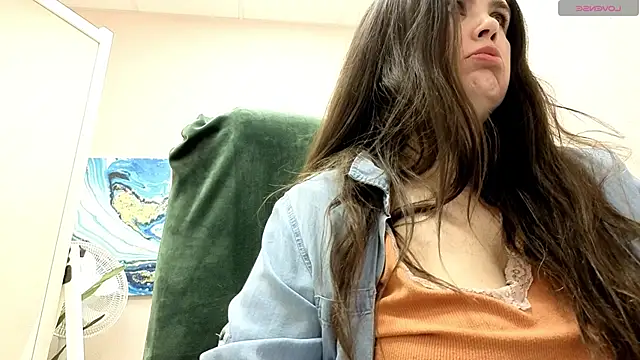 BattyMoll online show from November 27, 3:34 pm