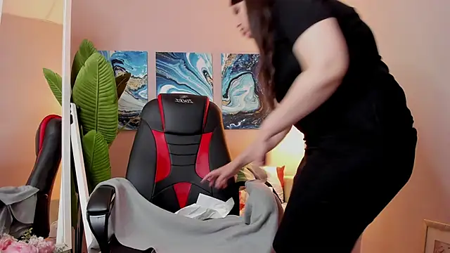 BattyMoll online show from March 20, 6:31 pm